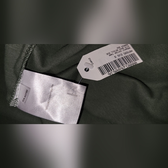 * Halston NWOT Khaki sleeveless open back high low - Picture 3 of 3